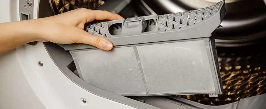 Signs Of A Clogged Dryer Lint Trap in Hastings, Minnesota